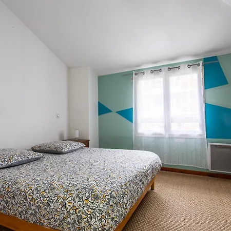 Daire T2 40m2, Lit Queen Size, Climatisation, Quartier Sympa, Terrasse *